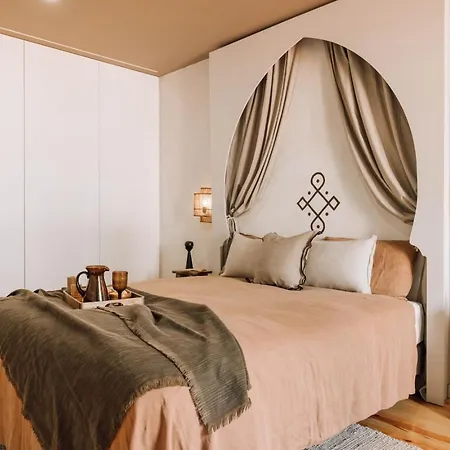 Tassil - 2 Bedrooms In Santos Lisboa